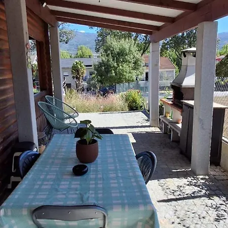 Domek alpejski Chale Casa Estrelas Mm Pinhanços