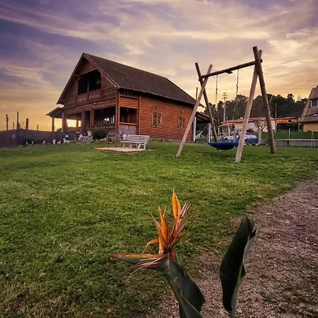 Chale Casa Estrelas Mm Chalet Pinhancos